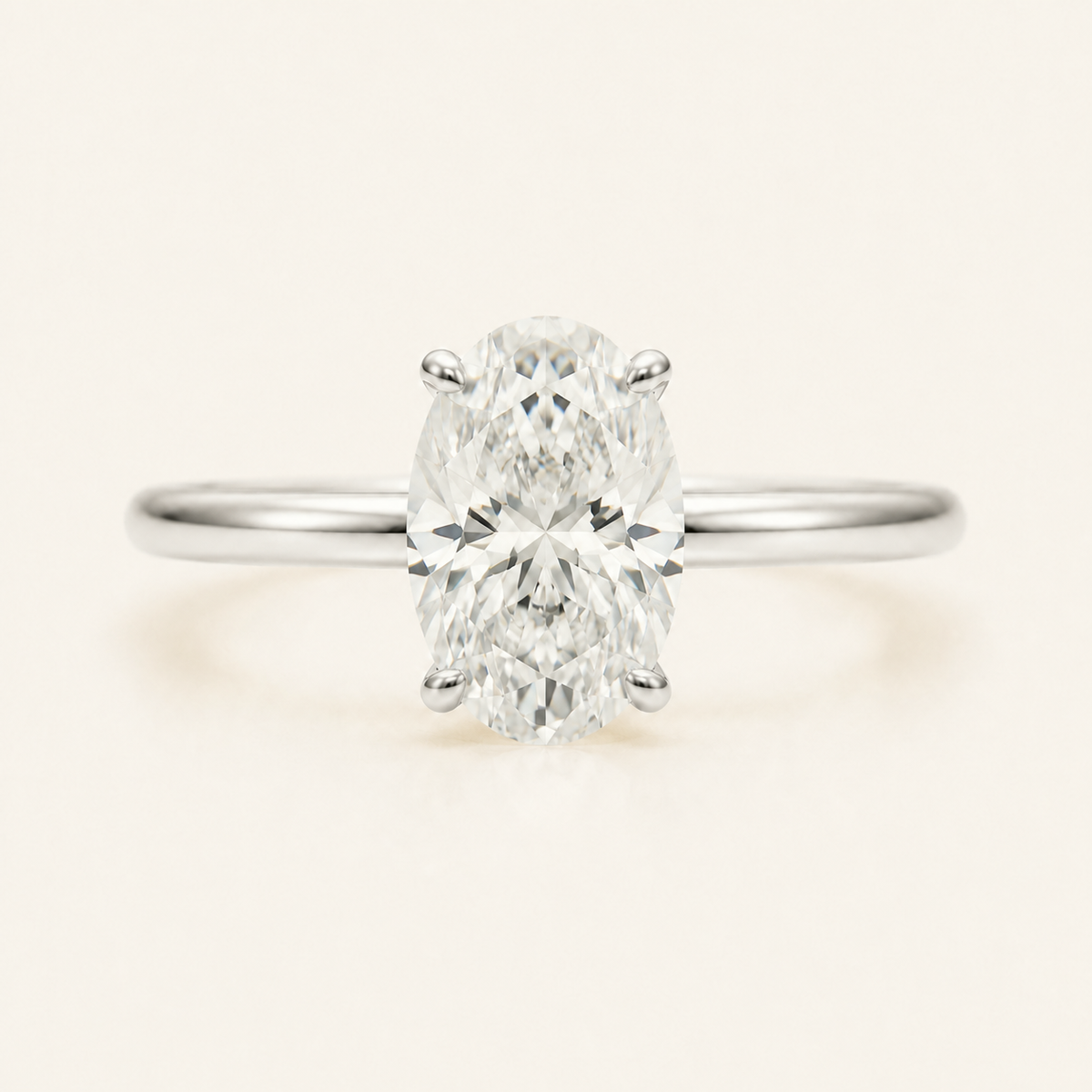 Anillo Solitario Clásico Diamante Óvalo en oro blanco, vista frontal