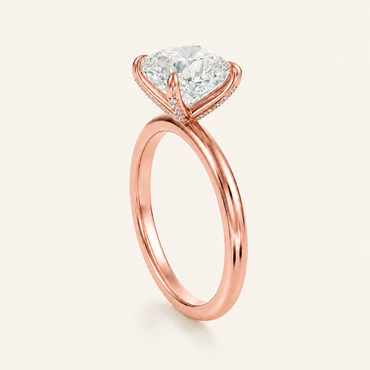 Anillo Pavé En Puntas Diamante Cojín en oro rosado, vista tres cuartos