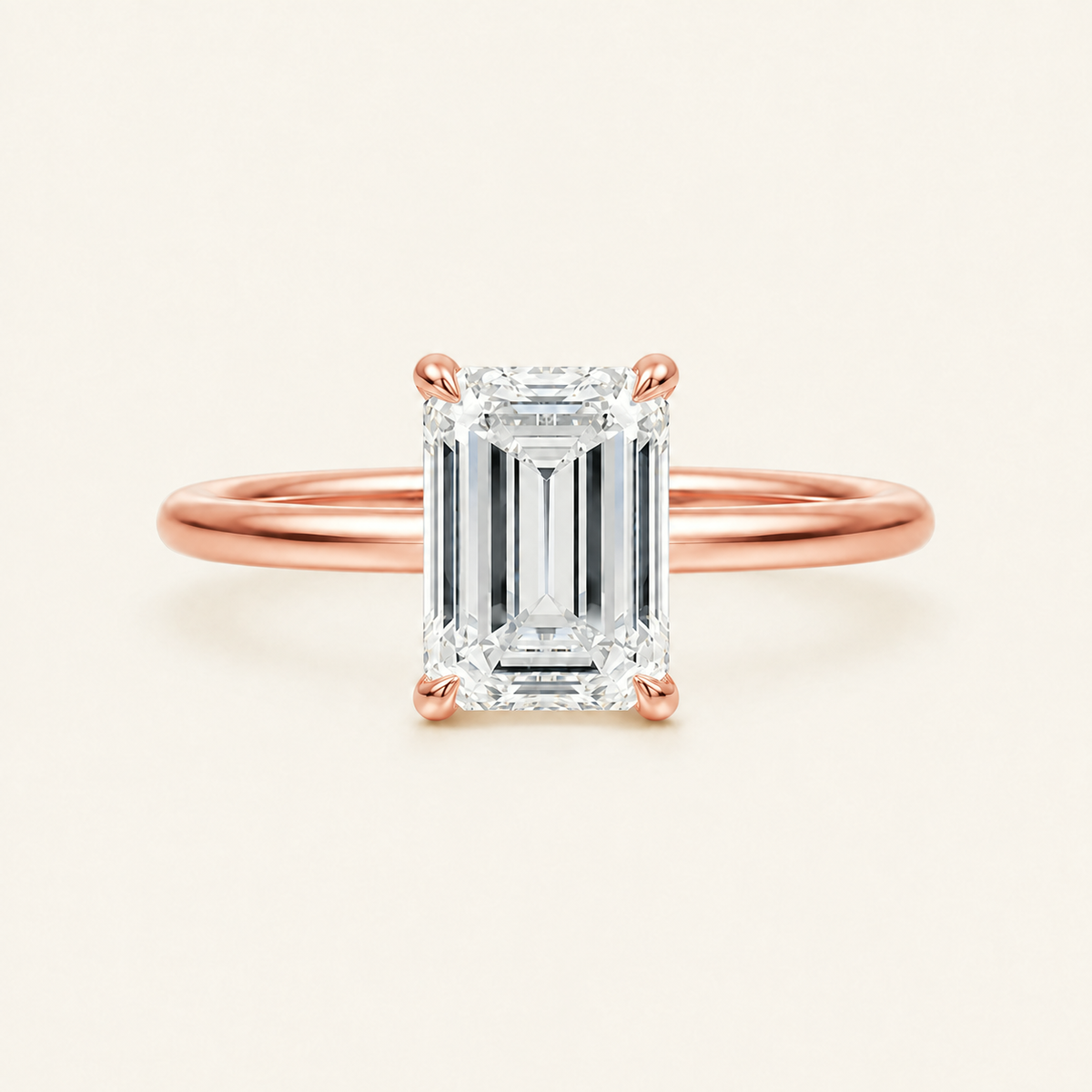 Anillo Pavé En Puntas Diamante Esmeralda en oro rosado, vista frontal