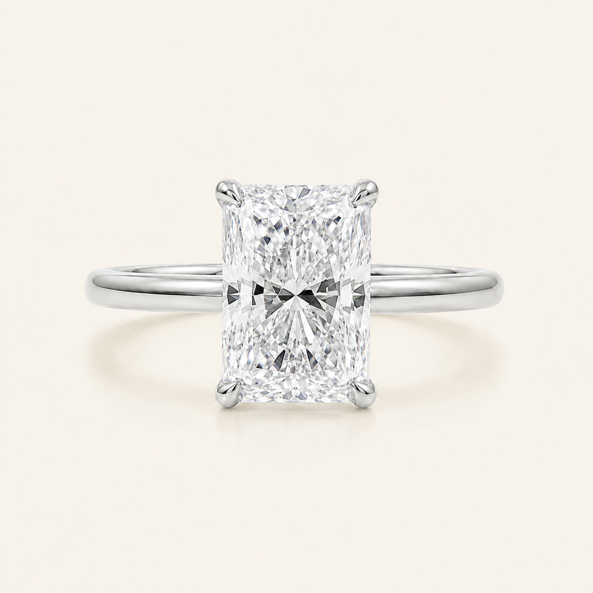 Anillo Pavé En Puntas Diamante Radiante en oro blanco, vista frontal