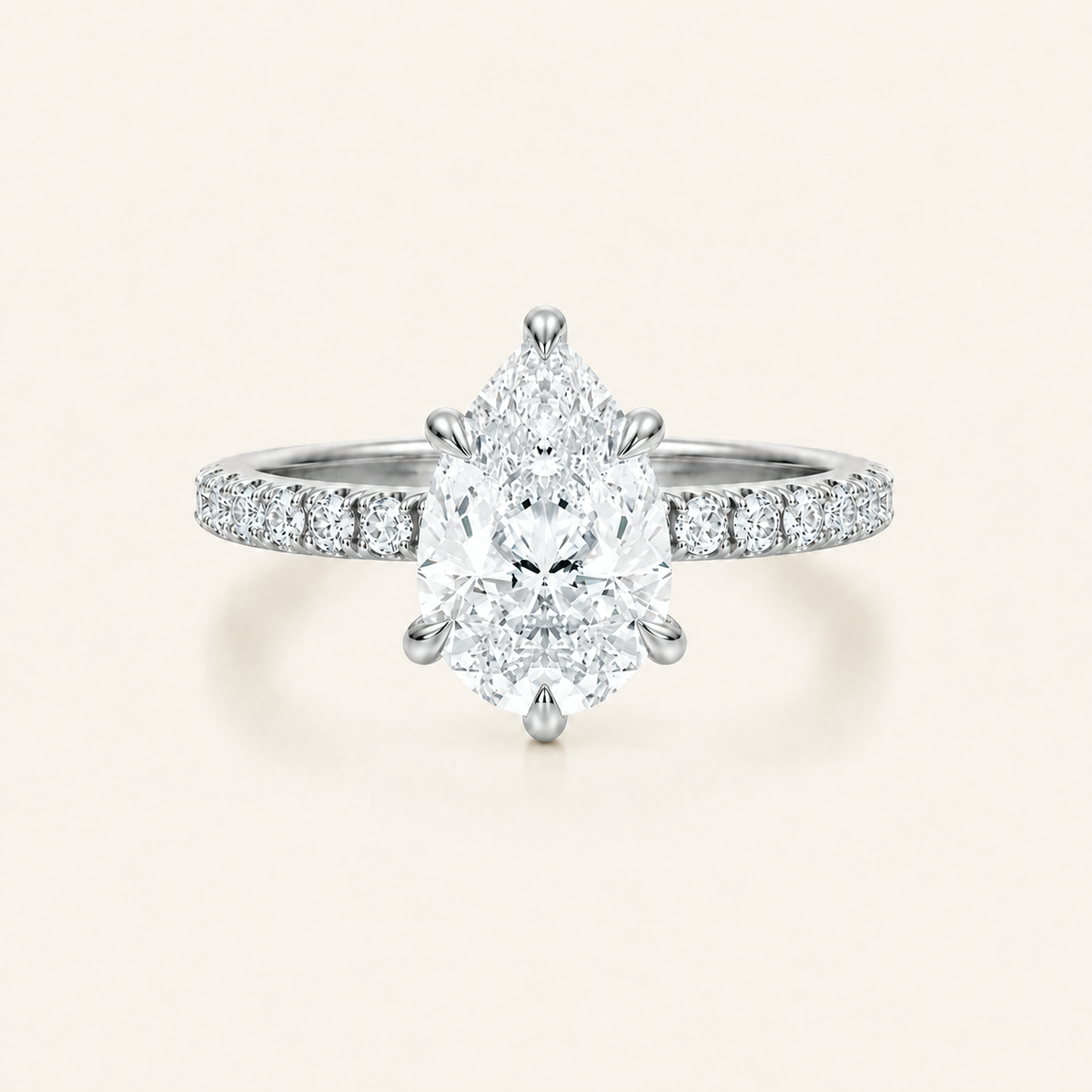 Anillo Pavé Moderno Diamante Pera en oro blanco, vista frontal