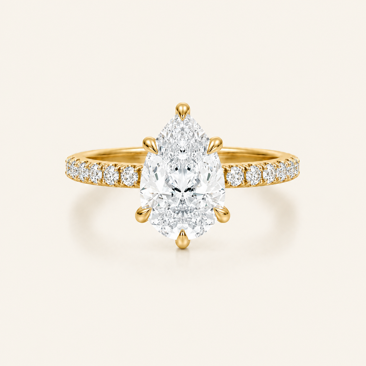Anillo Pavé Moderno Diamante Pera en oro amarillo, vista frontal