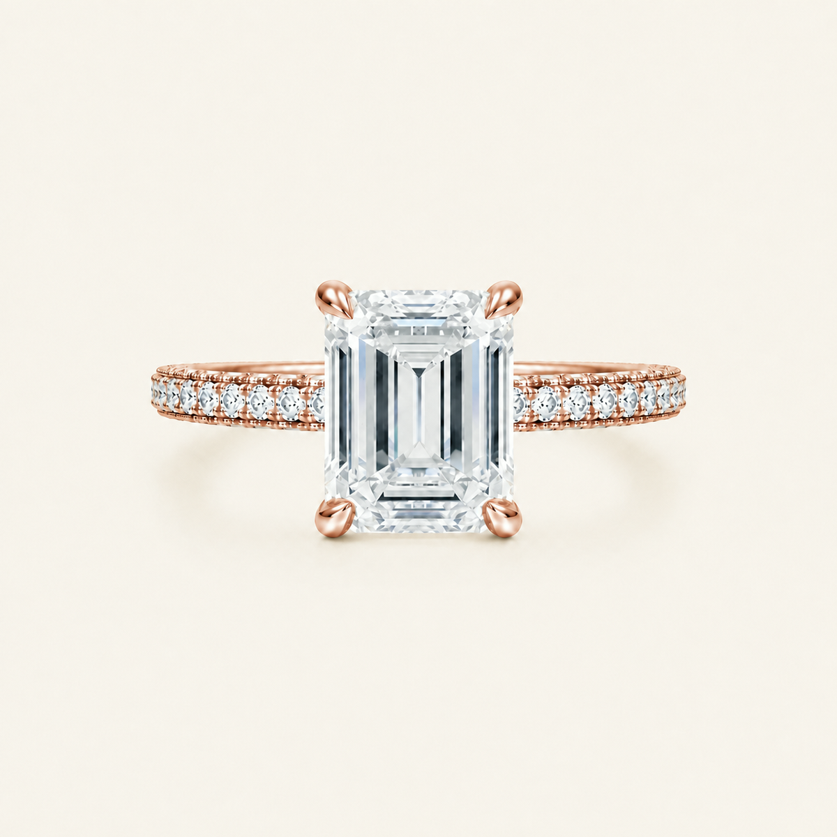 Anillo Pavé Trío Diamante Esmeralda en oro rosado, vista frontal