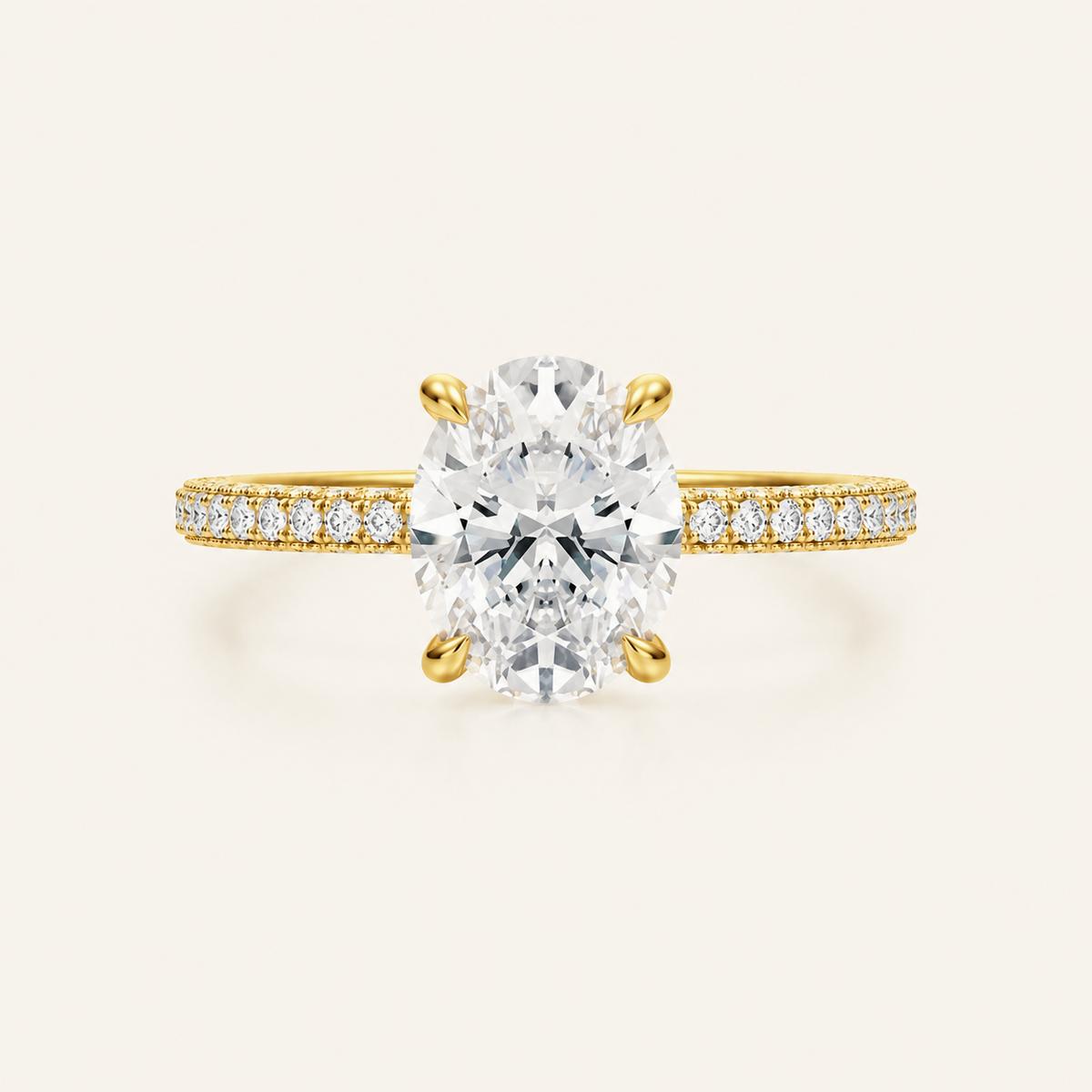 Anillo Pavé Trío Diamante Óvalo en oro amarillo, vista frontal